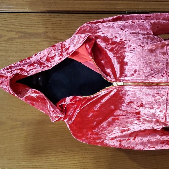 Fabletics nwt strawberry crushed velour zip up hoodie - Picture 2 of 8